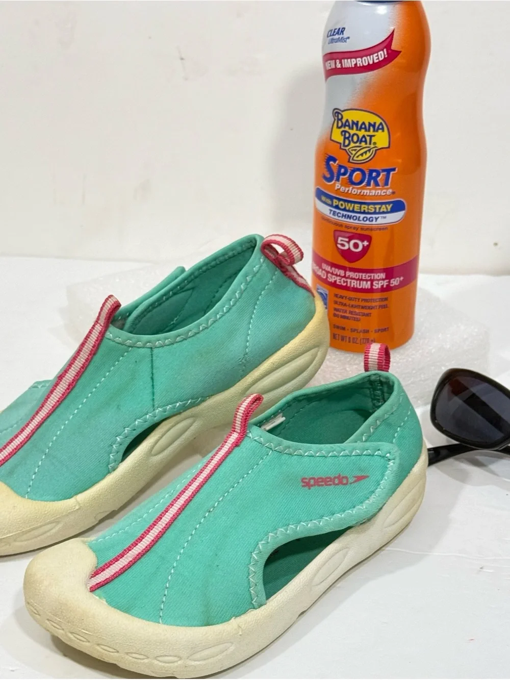 Speedo Water Shoes Mint Green Pink Trim Sz XL 11/12 Kids Unisex Hook Loop Close